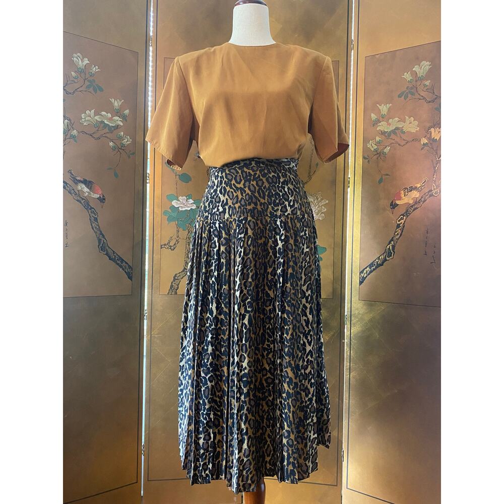 Jack Mulqueen short sleeves top in mustard yellow, size M